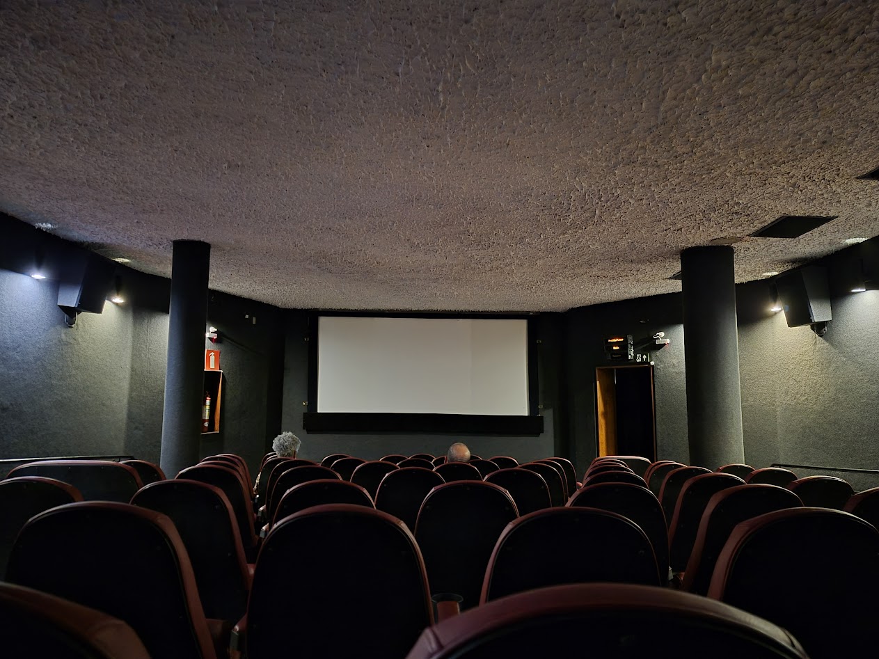 Foto tirada antes do início da sessão de Narciso no Una Belas Artes.